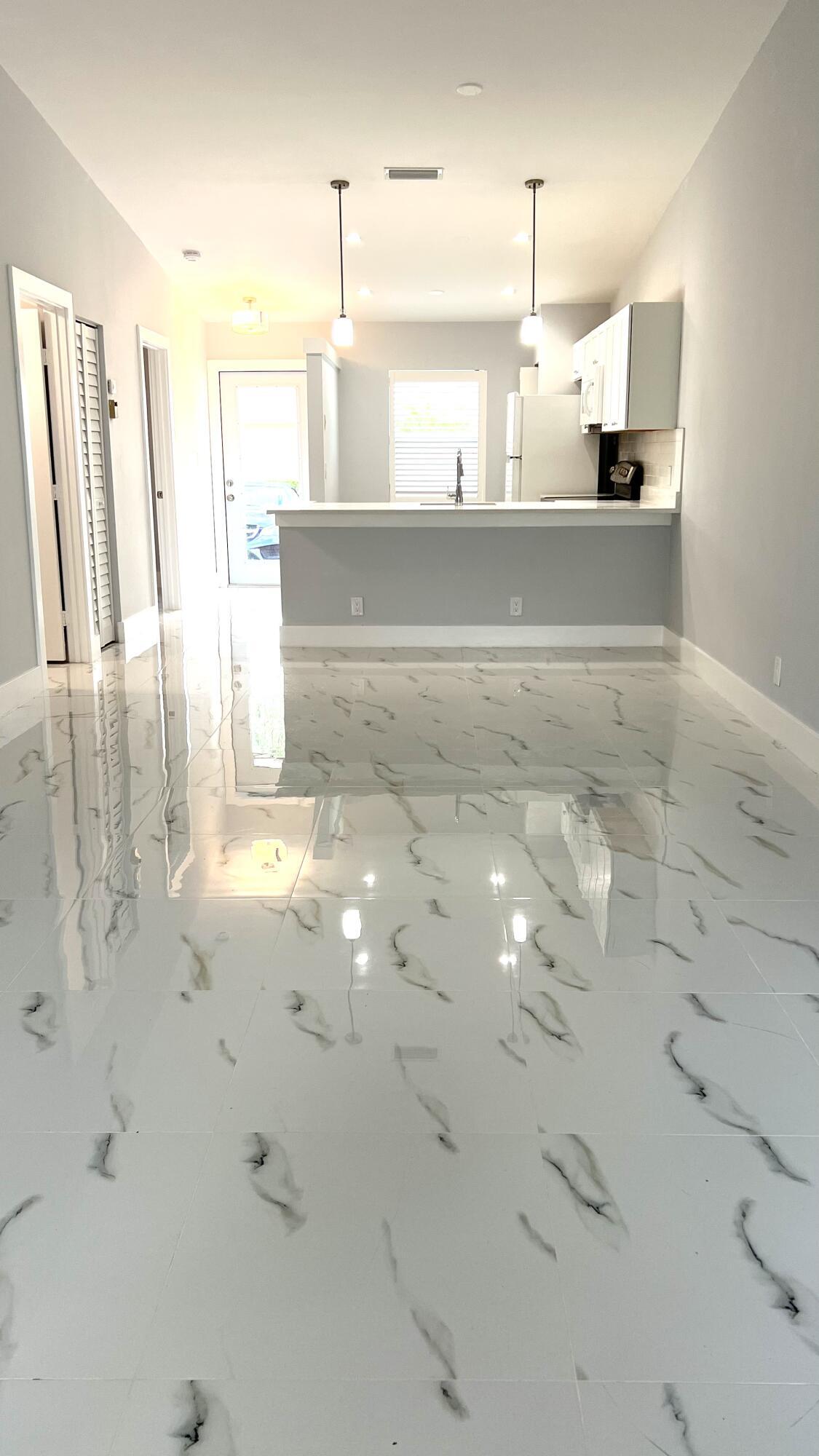 8743 Rheims Road, Unit B Boca Raton, FL 33496 - Photo 9 of 32 20230617164709123278000000-o