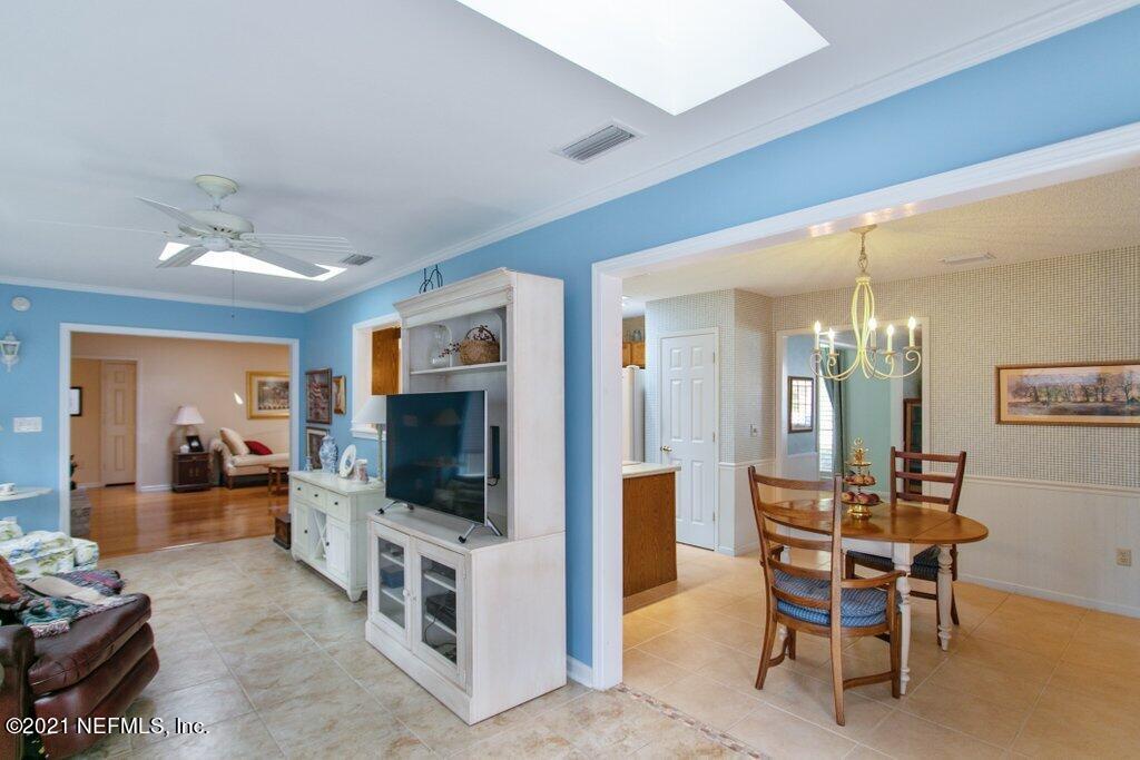 10946 Heathfield Road Jacksonville, FL 32225 - Photo 18 of 39 Breakfast area