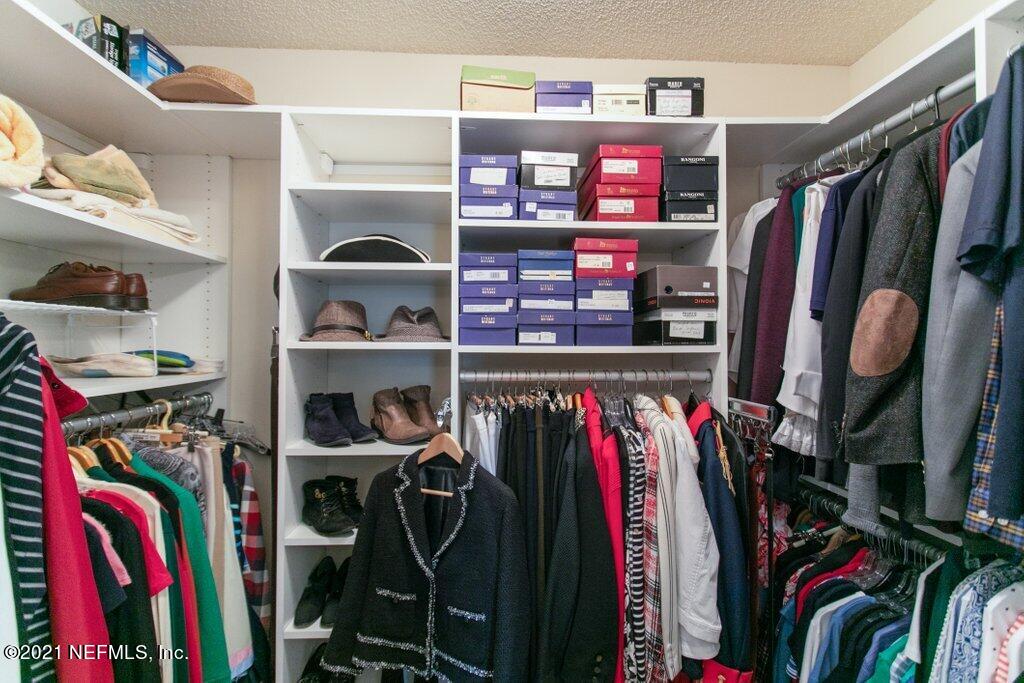 10946 Heathfield Road Jacksonville, FL 32225 - Photo 26 of 39 Closet built ins