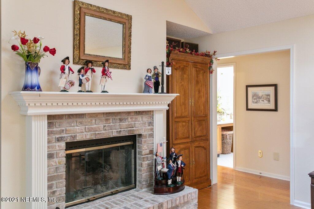 10946 Heathfield Road Jacksonville, FL 32225 - Photo 10 of 39 Fireplace