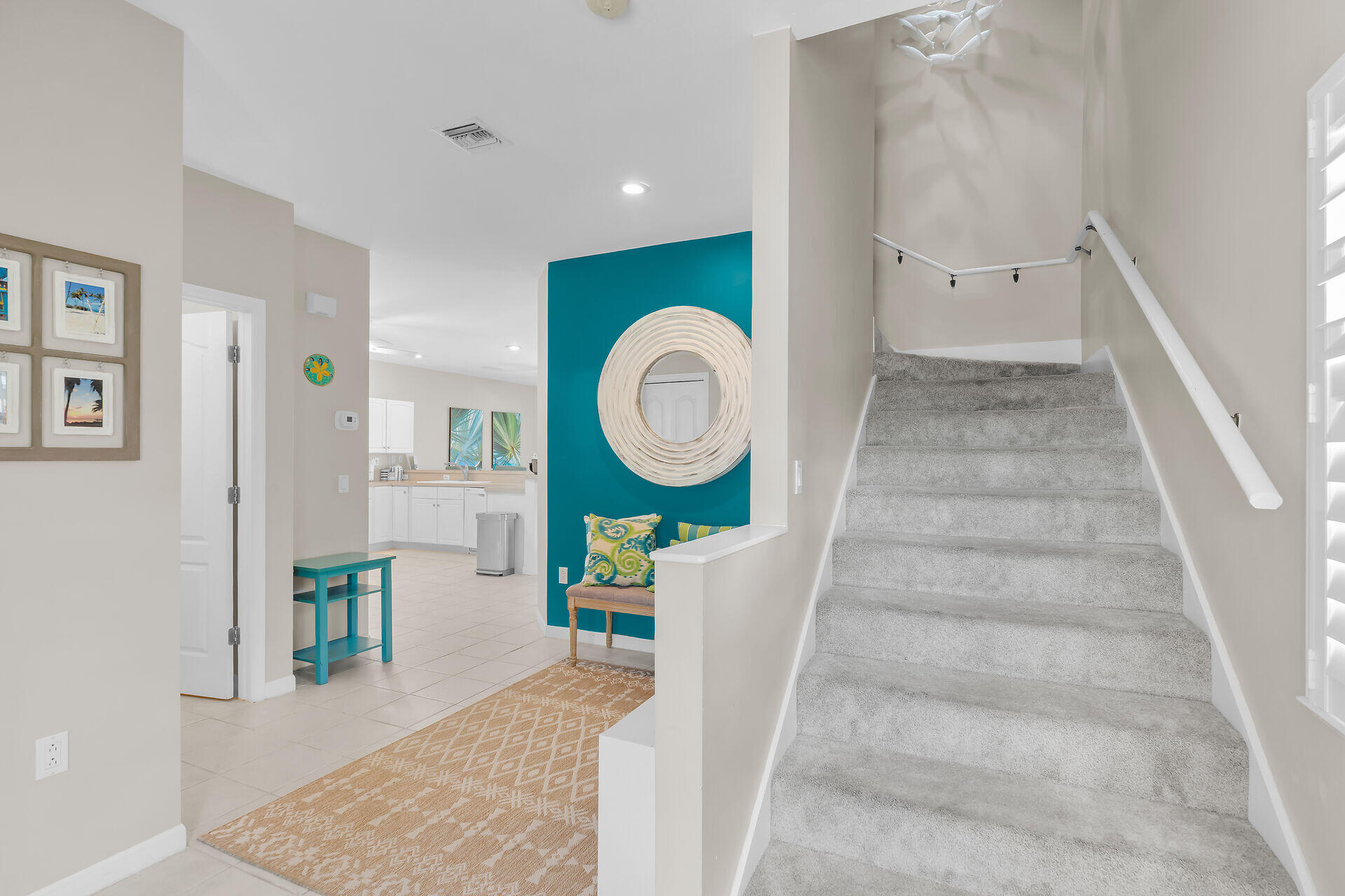 180 9th Street Key Colony Beach, FL 33051 - Photo 8 of 50 Entry Foyer