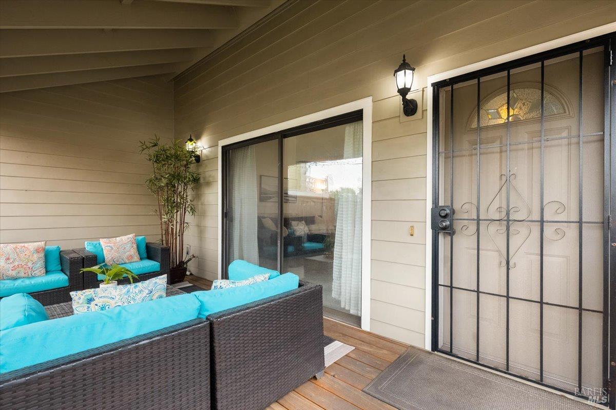 429 Carrillo Street Santa Rosa, CA 95401 - Photo 5 of 33