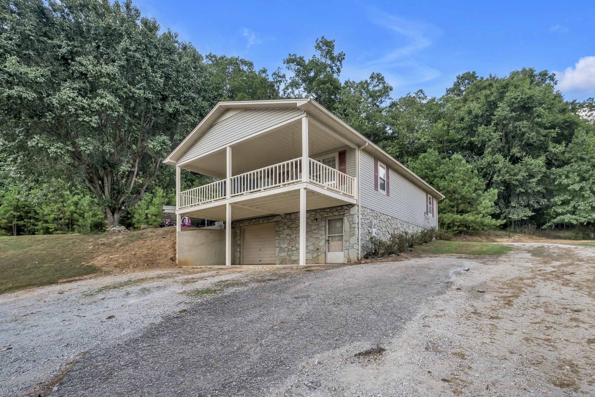 795 West Mink Branch Road Waynesboro, TN 38485 - Photo 1 of 24 Gallery Image 1