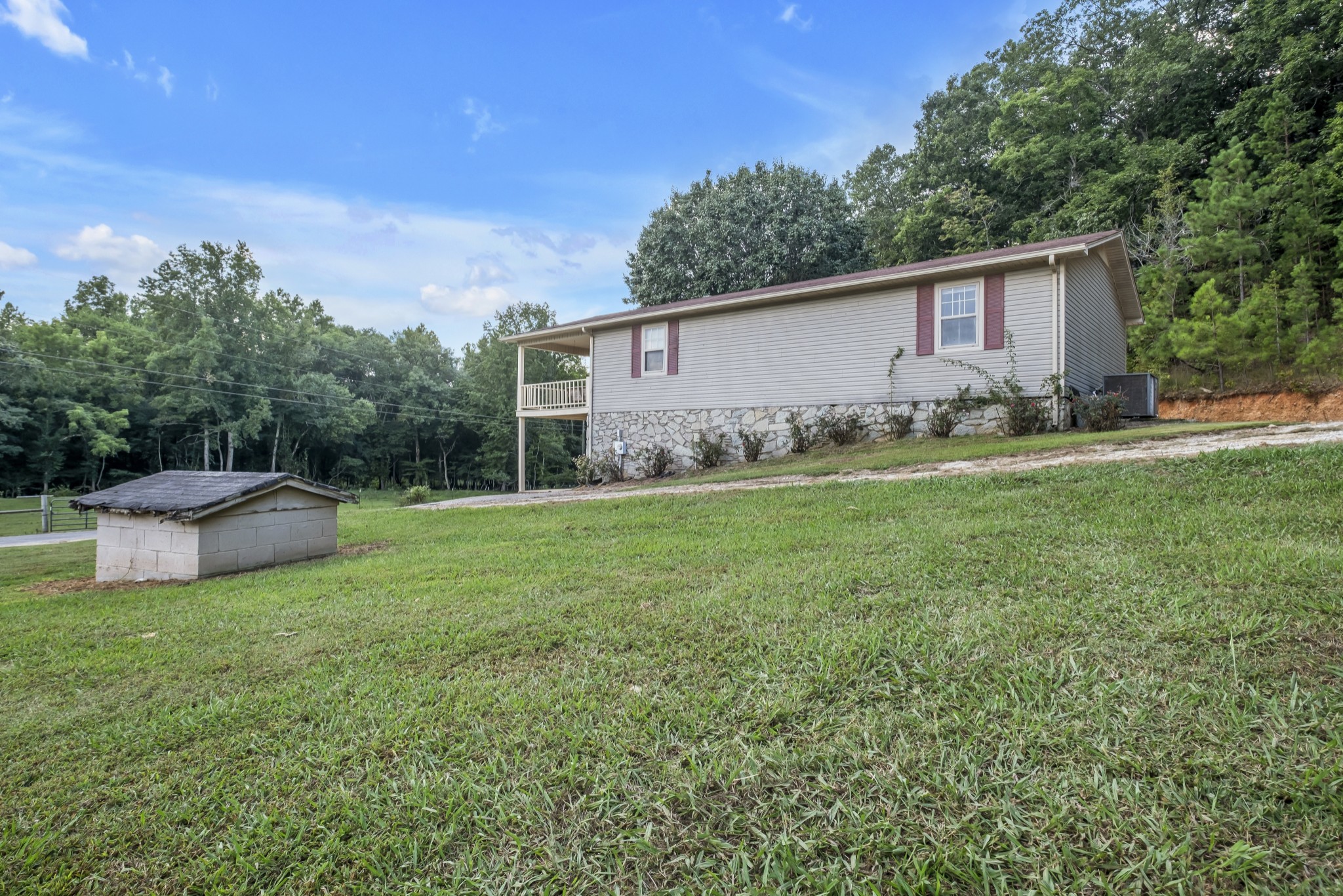 795 West Mink Branch Road Waynesboro, TN 38485 - Photo 23 of 24 Gallery Image 23