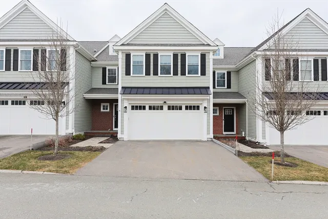 $835,000 | 8 Riverstone Way, Unit 8, Franklin, MA 02038