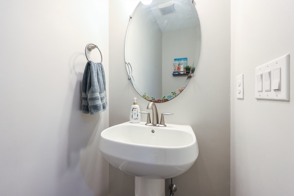 8 Riverstone Way, Unit 8 Franklin, MA 02038 - Photo 14 of 41