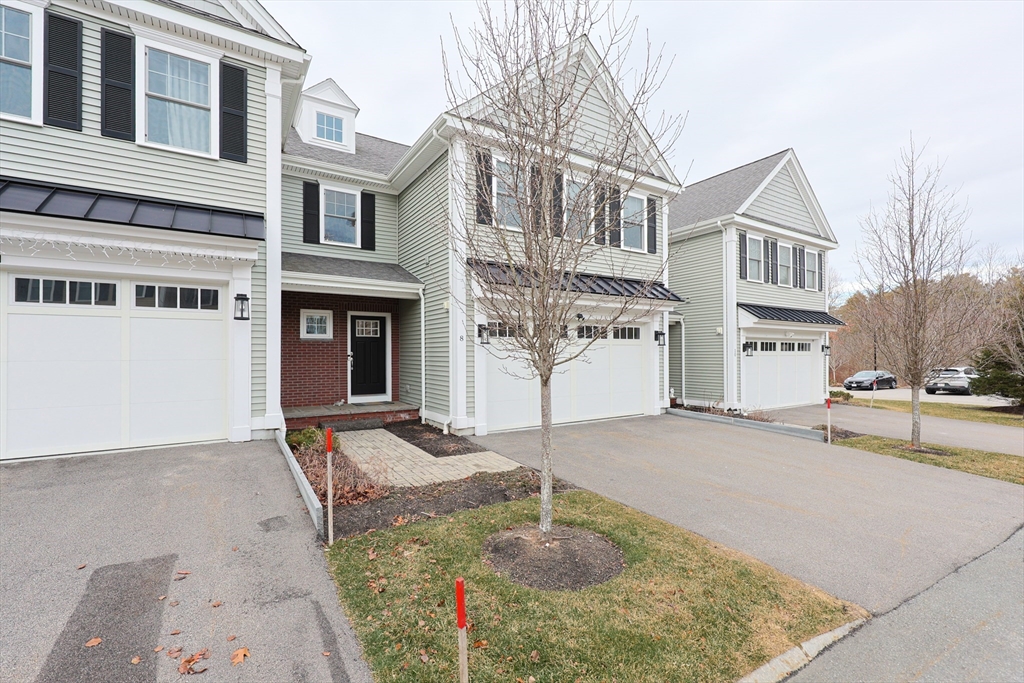 8 Riverstone Way, Unit 8 Franklin, MA 02038 - Photo 2 of 41