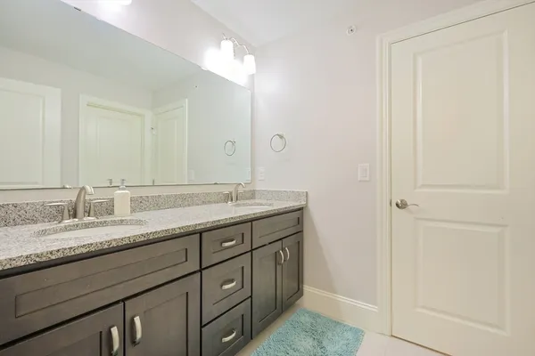 $799,900 | 8 Riverstone Way, Unit 8, Franklin, MA 02038