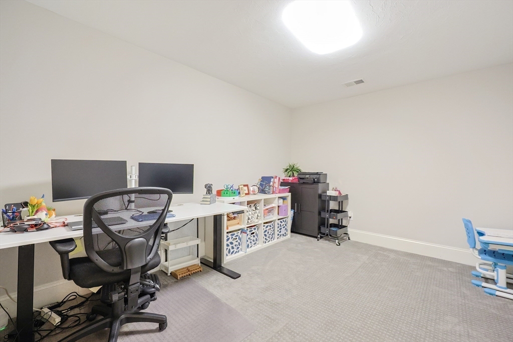 8 Riverstone Way, Unit 8 Franklin, MA 02038 - Photo 29 of 41