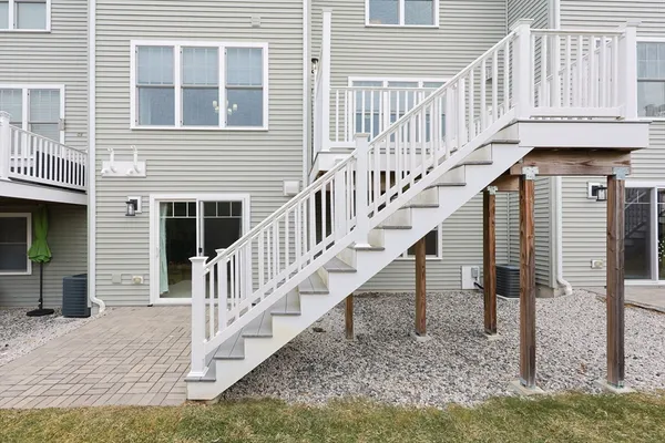 $799,900 | 8 Riverstone Way, Unit 8, Franklin, MA 02038