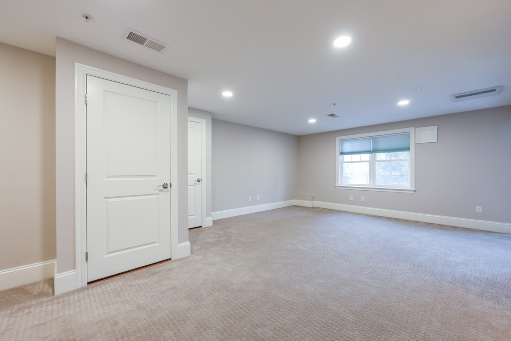 8 Riverstone Way, Unit 8 Franklin, MA 02038 - Photo 33 of 41