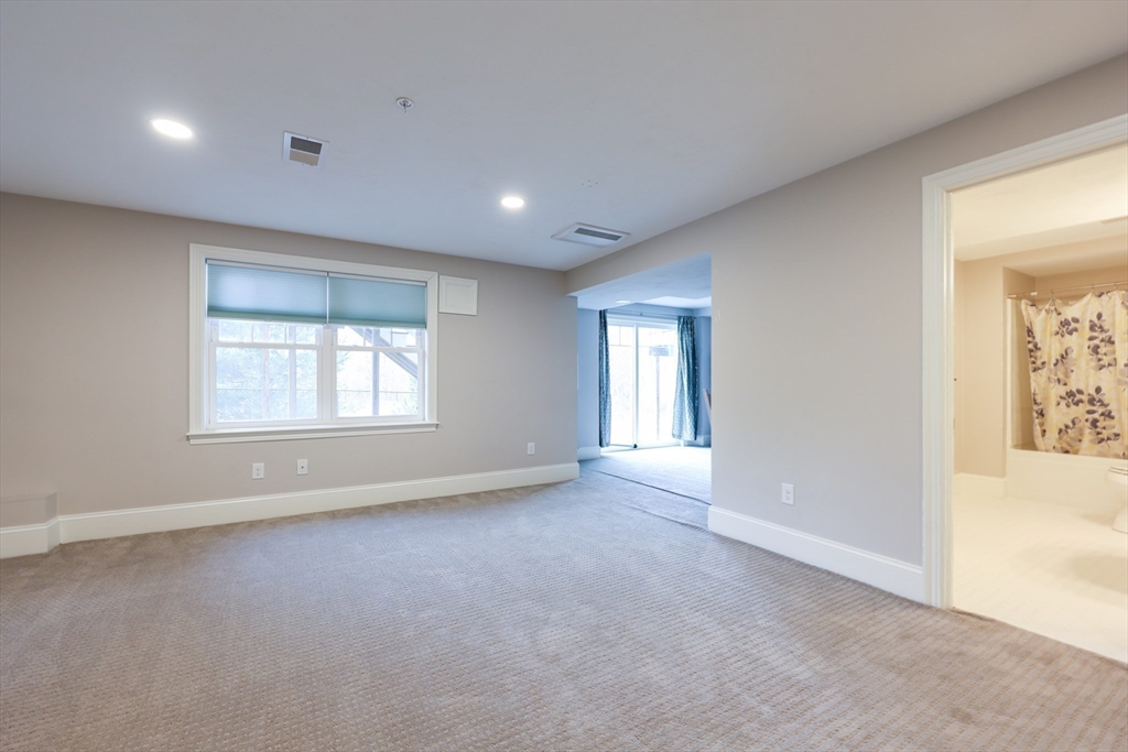 8 Riverstone Way, Unit 8 Franklin, MA 02038 - Photo 34 of 41