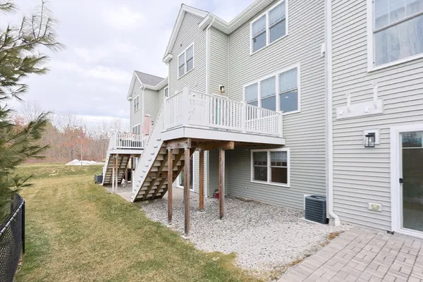 $799,900 | 8 Riverstone Way, Unit 8, Franklin, MA 02038