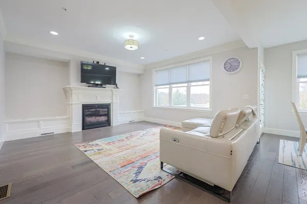 $799,900 | 8 Riverstone Way, Unit 8, Franklin, MA 02038