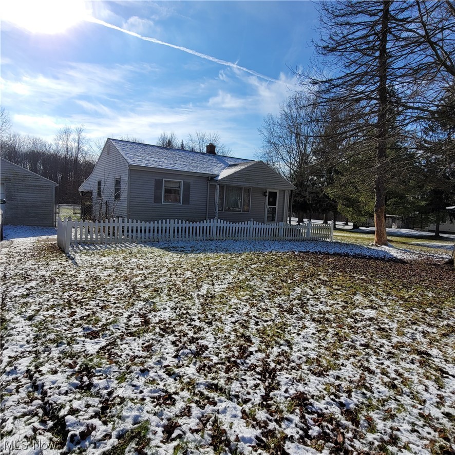 3312 Warren - Sharon Road Vienna, OH 44473 - Photo 1 of 14 View of rear view of house