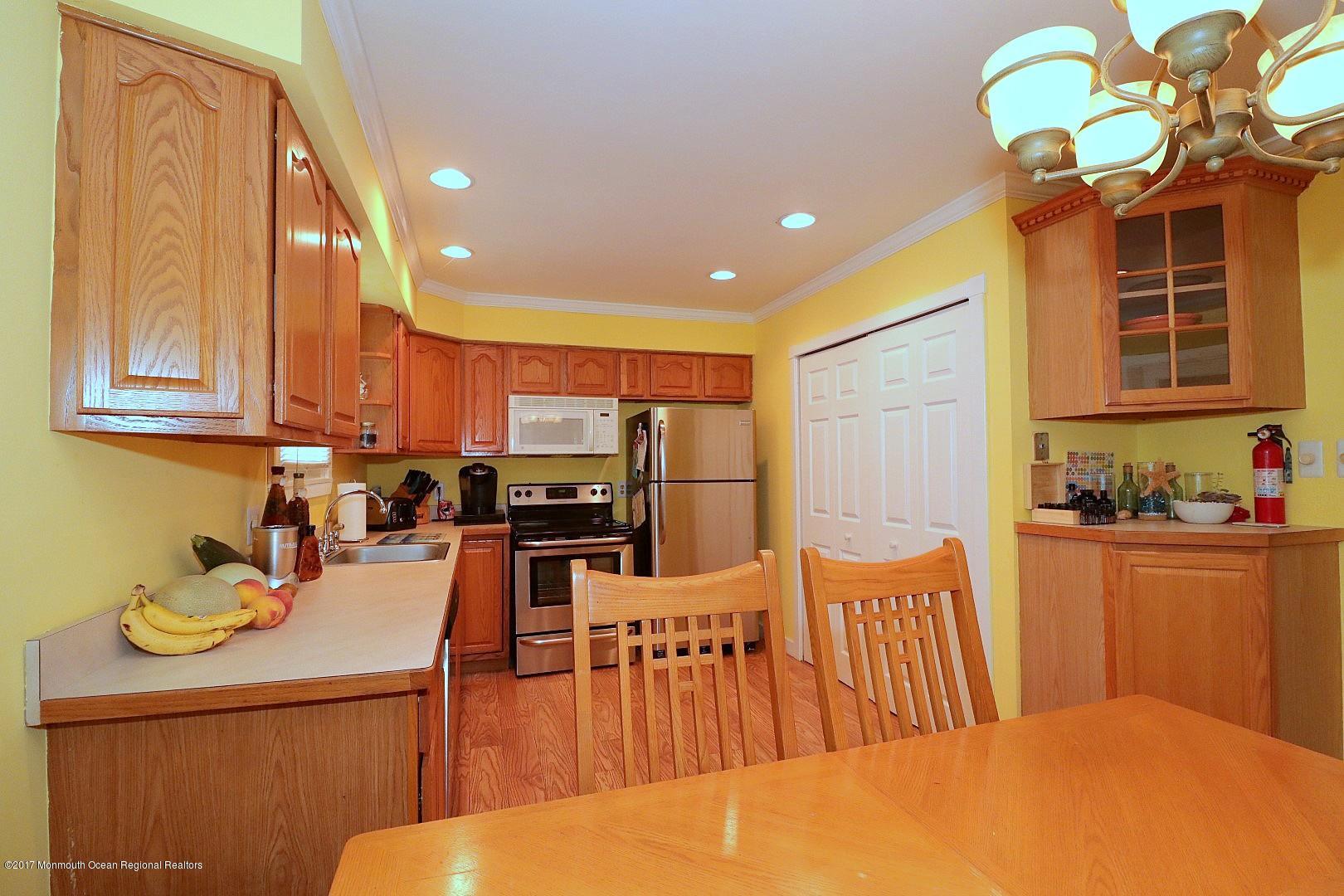12 Reno Court Barnegat, NJ 08005 - Photo 18 of 29 IMG_0438