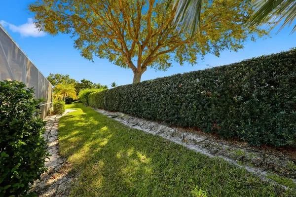 $659,000 | 7954 Southeast Hempstead Circle, Hobe Sound, FL 33455