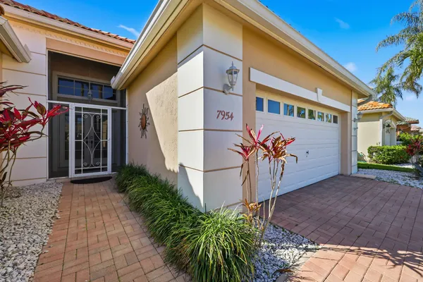 $659,000 | 7954 Southeast Hempstead Circle, Hobe Sound, FL 33455