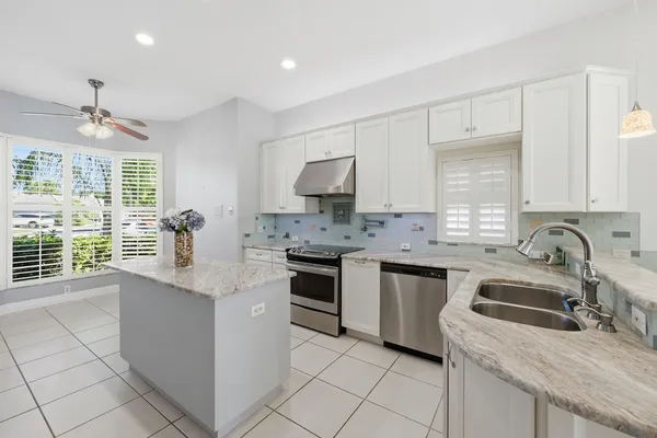 $659,000 | 7954 Southeast Hempstead Circle, Hobe Sound, FL 33455