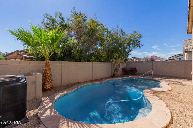 $2,400 | 17271 West Smokey Drive, Surprise, AZ 85388