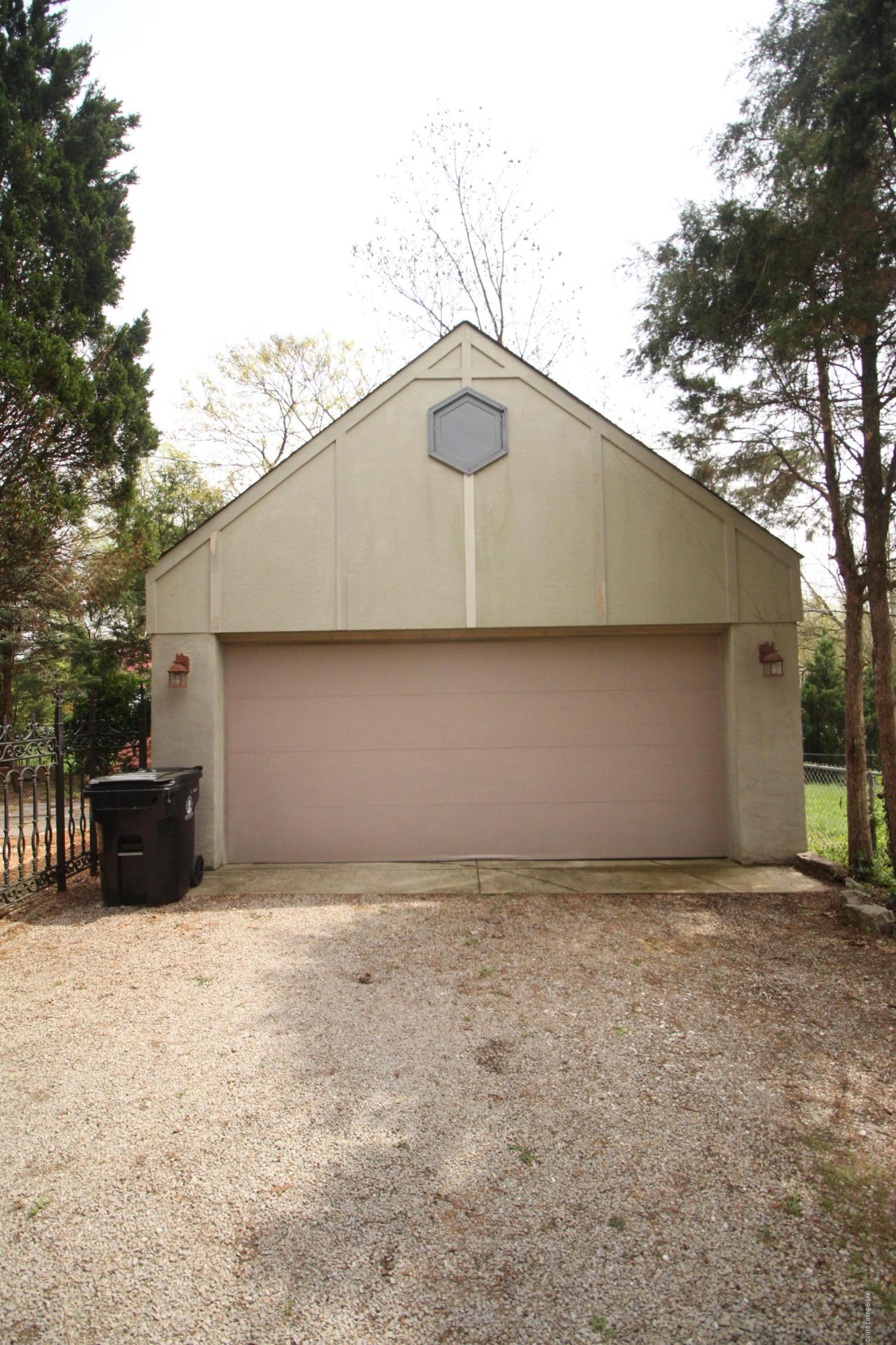 1820 Fleming Road Louisville, KY 40205 - Photo 35 of 38 34