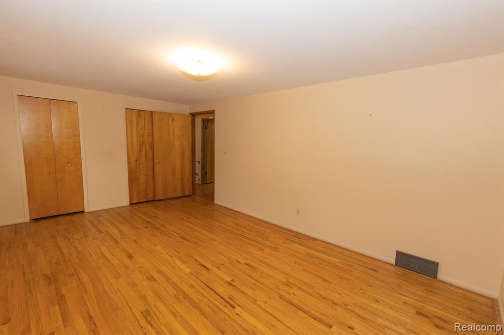 1361 Miller Road Lake Orion, MI 48362 - Photo 22 of 30 Gallery Image 22