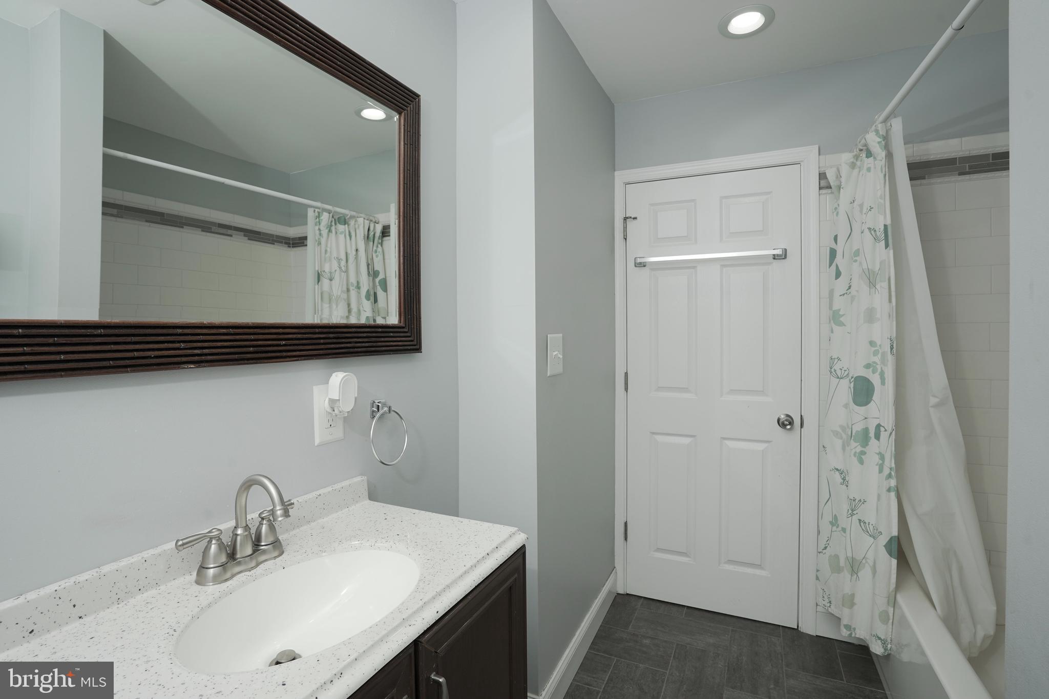 35 Firebush Road Levittown, PA 19056 - Photo 17 of 44