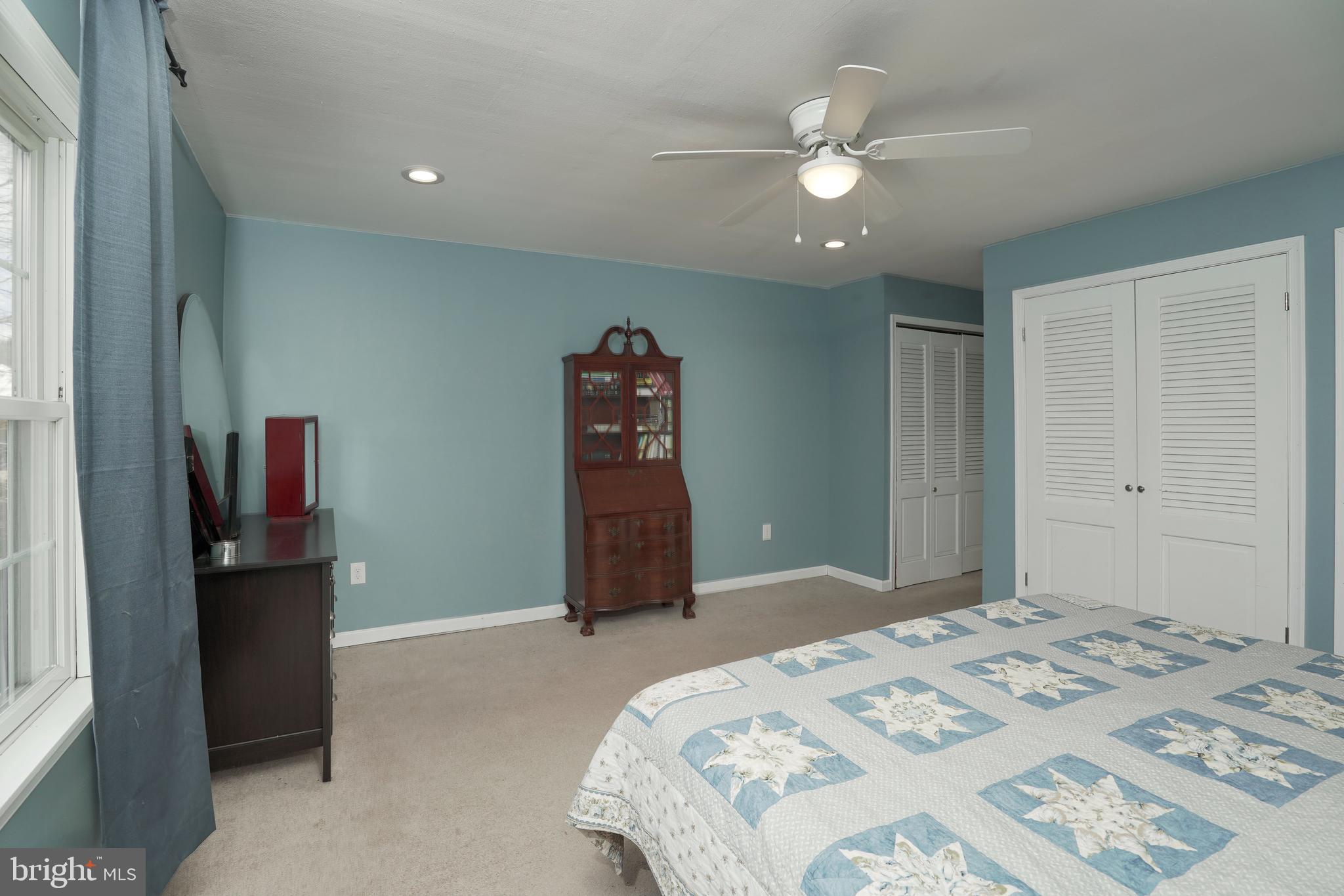 35 Firebush Road Levittown, PA 19056 - Photo 24 of 44
