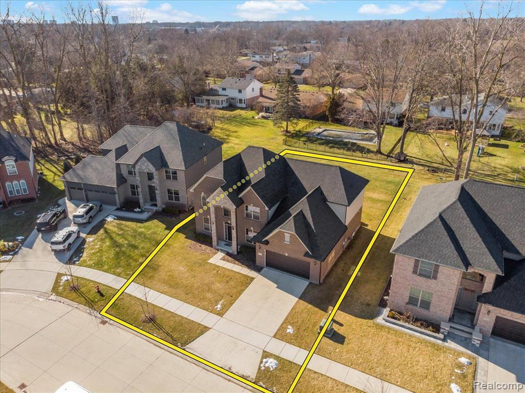 5329 Rangemore Drive Troy, MI 48085 - Photo 8 of 59 Gallery Image 8