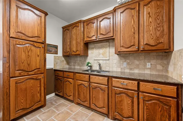 $2,750,000 | 17300 County Road 4110, Frost, TX 76641