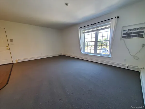 $2,300 | 100 Mariners Way, Port Jefferson, NY 11777