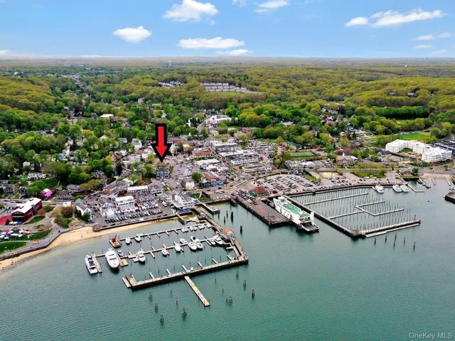 $2,400 | 100 Mariners Way, Port Jefferson, NY 11777