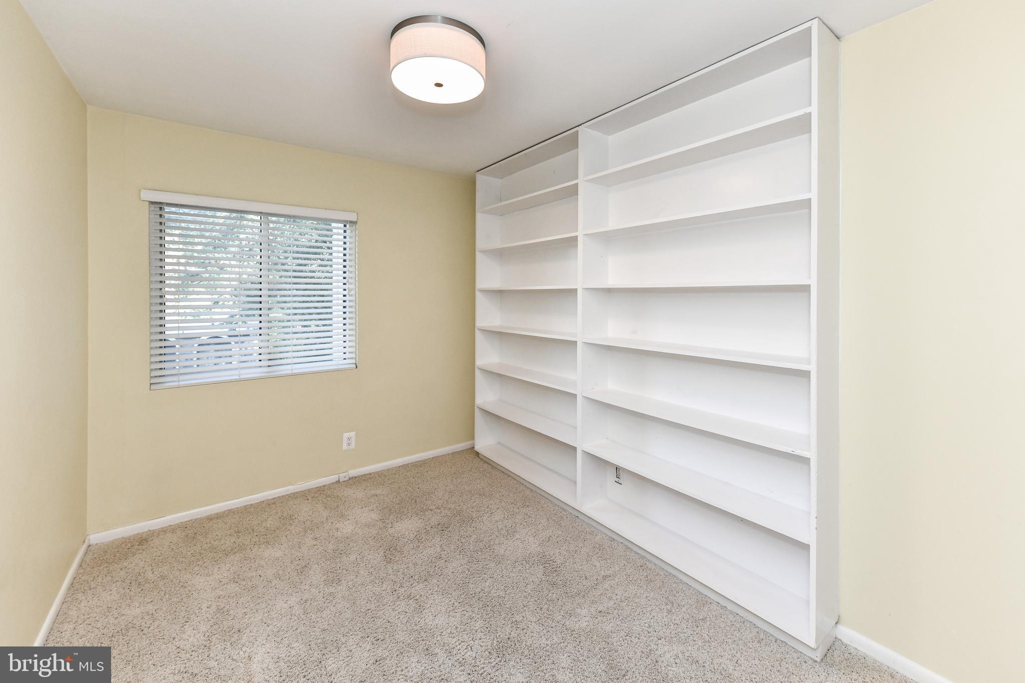 1621 Valencia Way Reston, VA 20190 - Photo 34 of 44 Bedroom 2