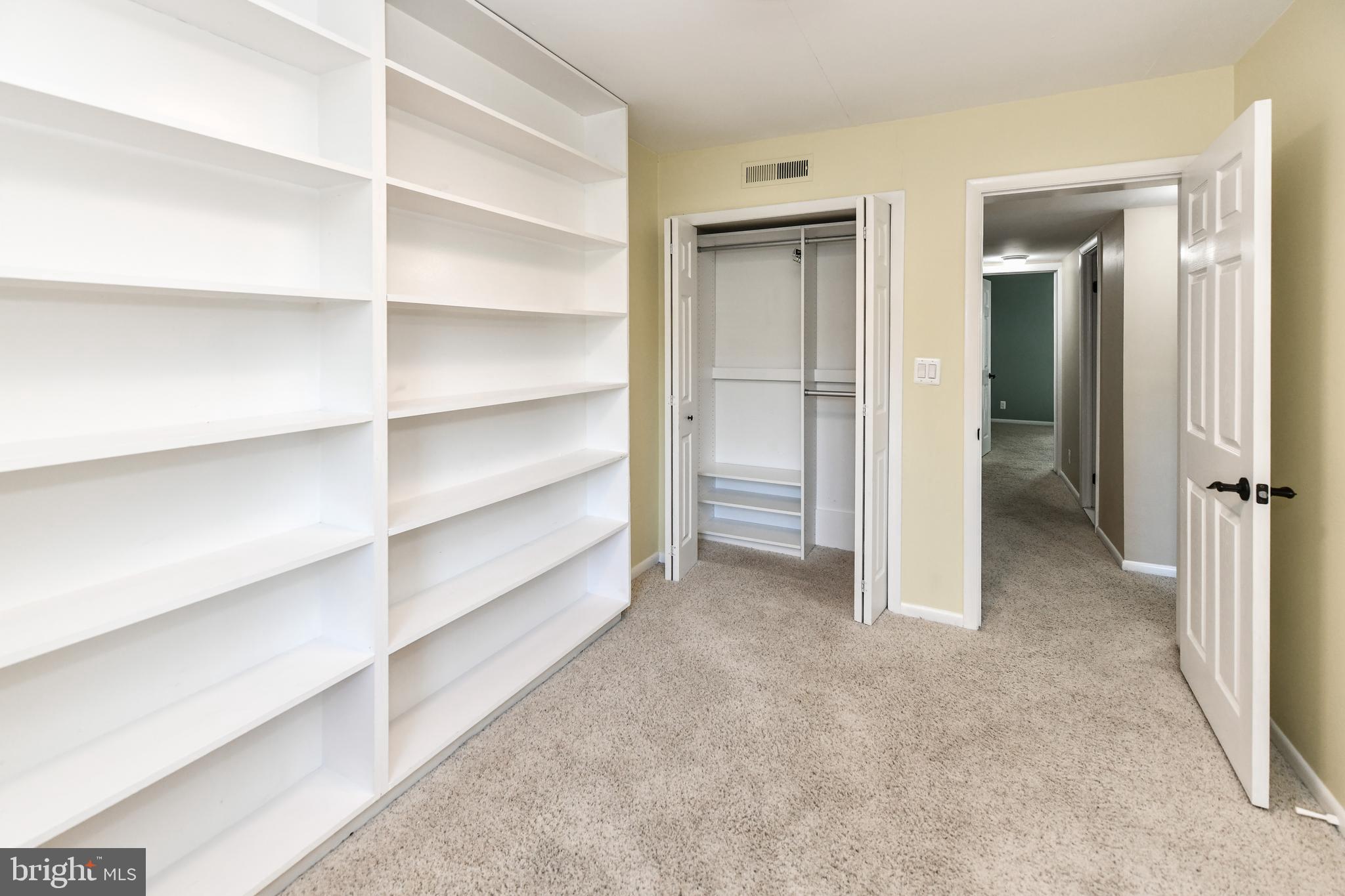 1621 Valencia Way Reston, VA 20190 - Photo 35 of 44 Bedroom 2