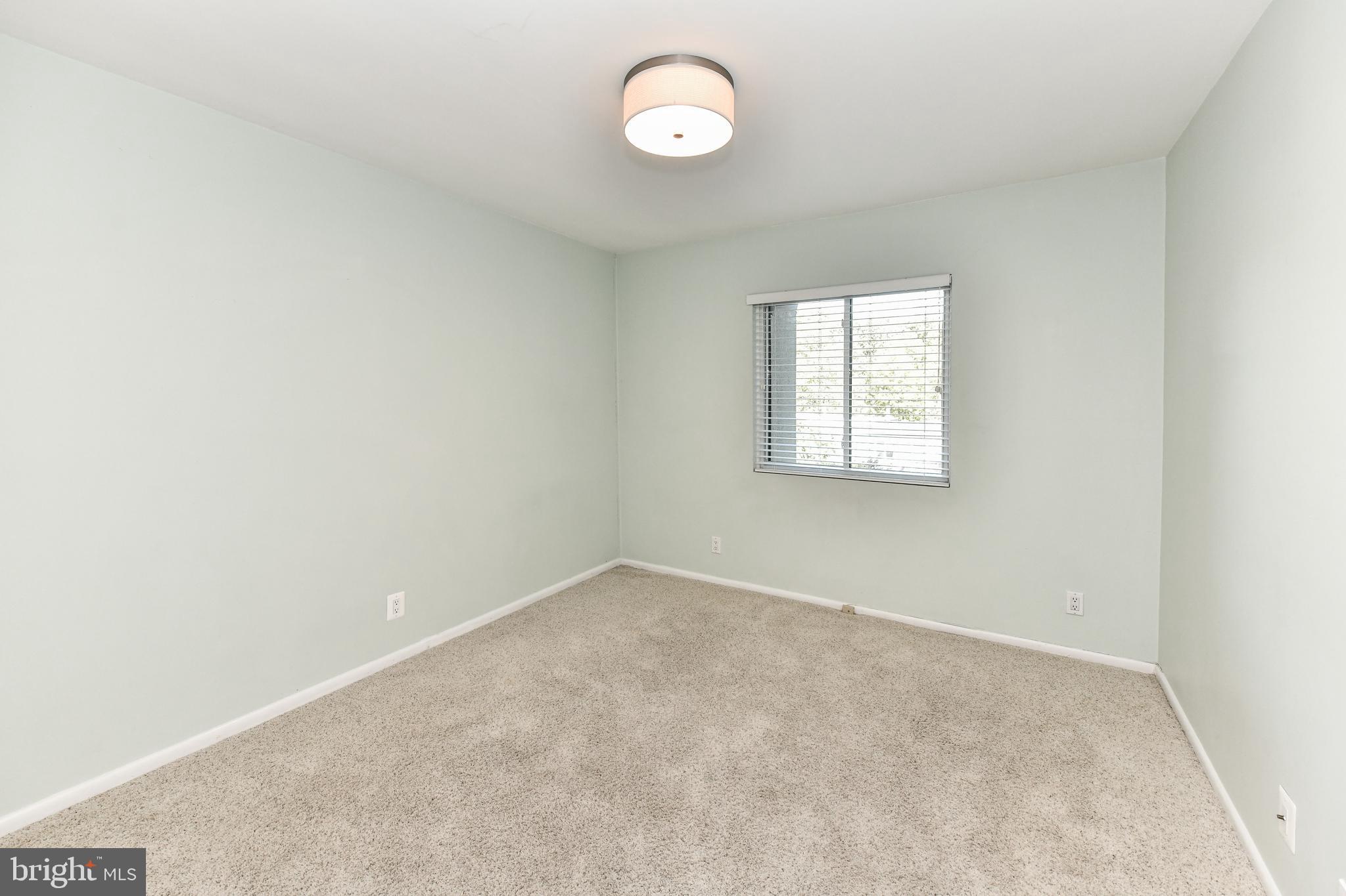 1621 Valencia Way Reston, VA 20190 - Photo 37 of 44 Bedroom 3