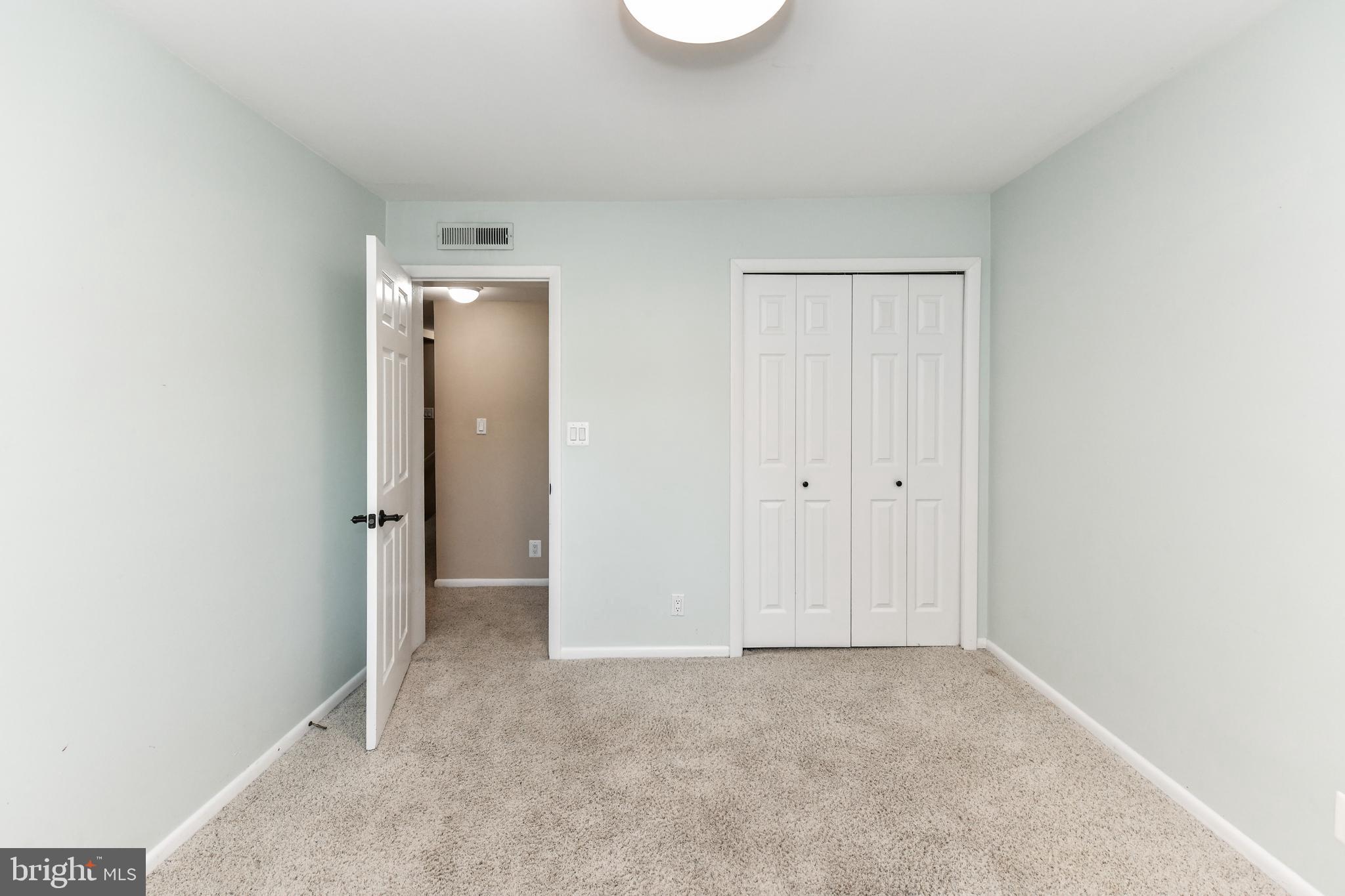 1621 Valencia Way Reston, VA 20190 - Photo 38 of 44 Bedroom 3