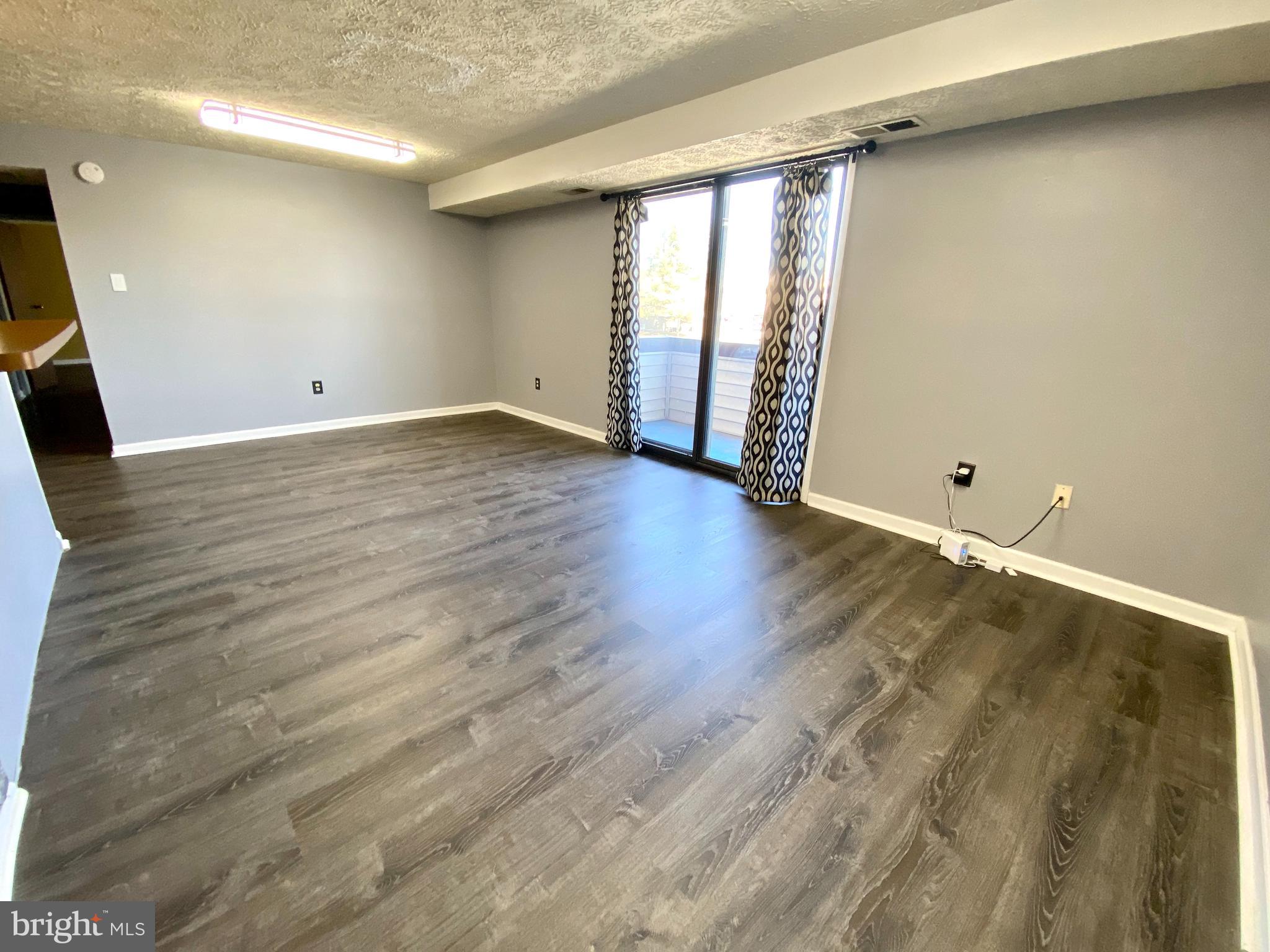 995 Heather Ridge Drive, Unit 4H Frederick, MD 21702 - Photo 6 of 24 Gallery Image 6