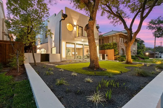 $1,695,000 | 2135 Quenby Street, Houston, TX 77005