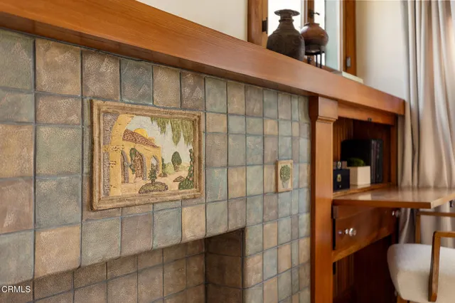 $5,950,000 | 750 North Edinburgh Avenue, Los Angeles, CA 90046