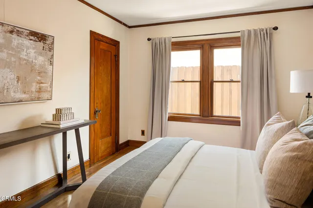 $5,950,000 | 750 North Edinburgh Avenue, Los Angeles, CA 90046