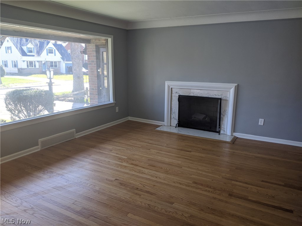 4065 Colony Road South Euclid, OH 44121 - Photo 4 of 35