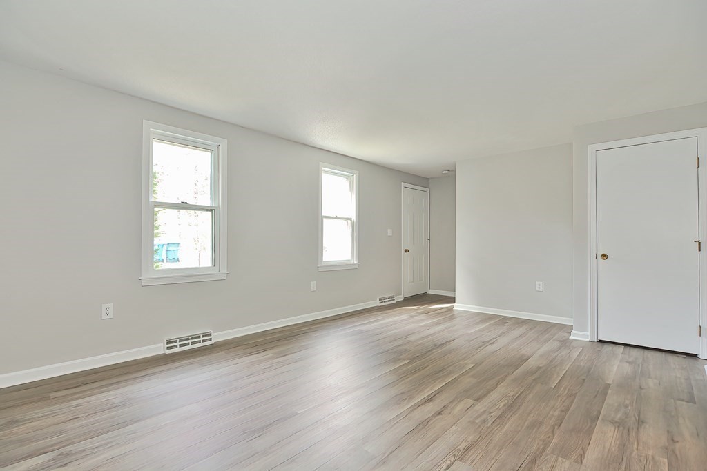 10 Chestnut Road Groton, MA 01450 - Photo 17 of 41