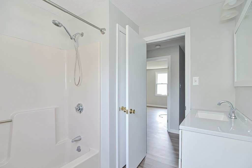 10 Chestnut Road Groton, MA 01450 - Photo 26 of 41