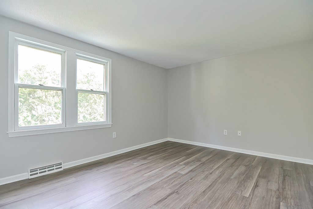 10 Chestnut Road Groton, MA 01450 - Photo 33 of 41