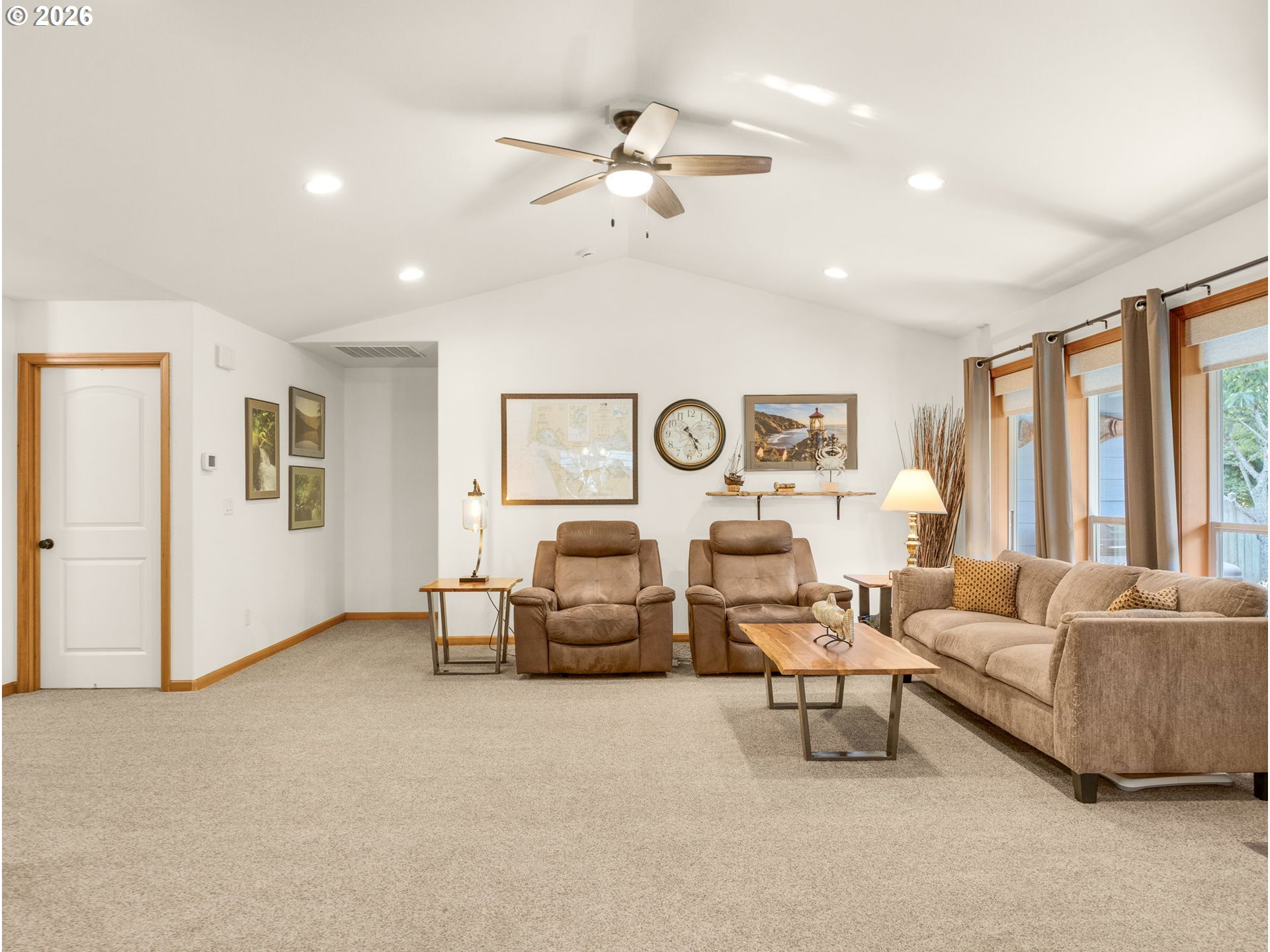 1745 Pacific Ridge Lane Hammond, OR 97121 - Photo 11 of 44 Gallery Image 11