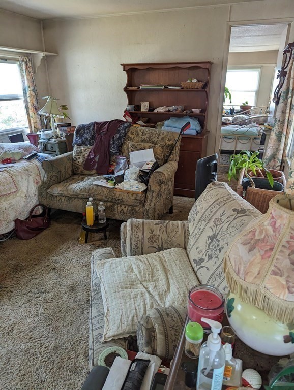 16 King Drive Wareham, MA 02576 - Photo 9 of 17 a living room with furniture and a couch