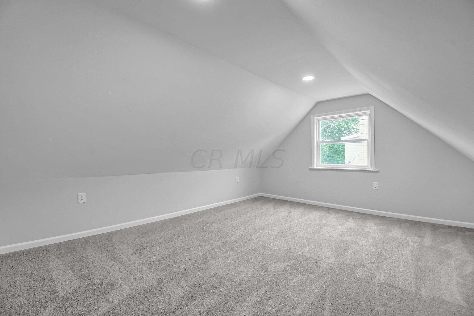 2197 Watkins Road Columbus, OH 43207 - Photo 18 of 21 20221207155857113067000000-o