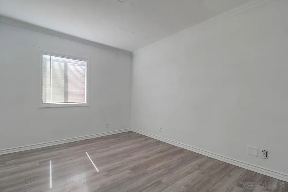 734-738 Grand Avenue Spring Valley, CA 91977 - Photo 21 of 30 an empty room with a window