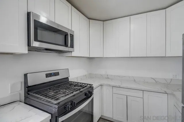 $1,299,999 | 734-738 Grand Avenue, Spring Valley, CA 91977