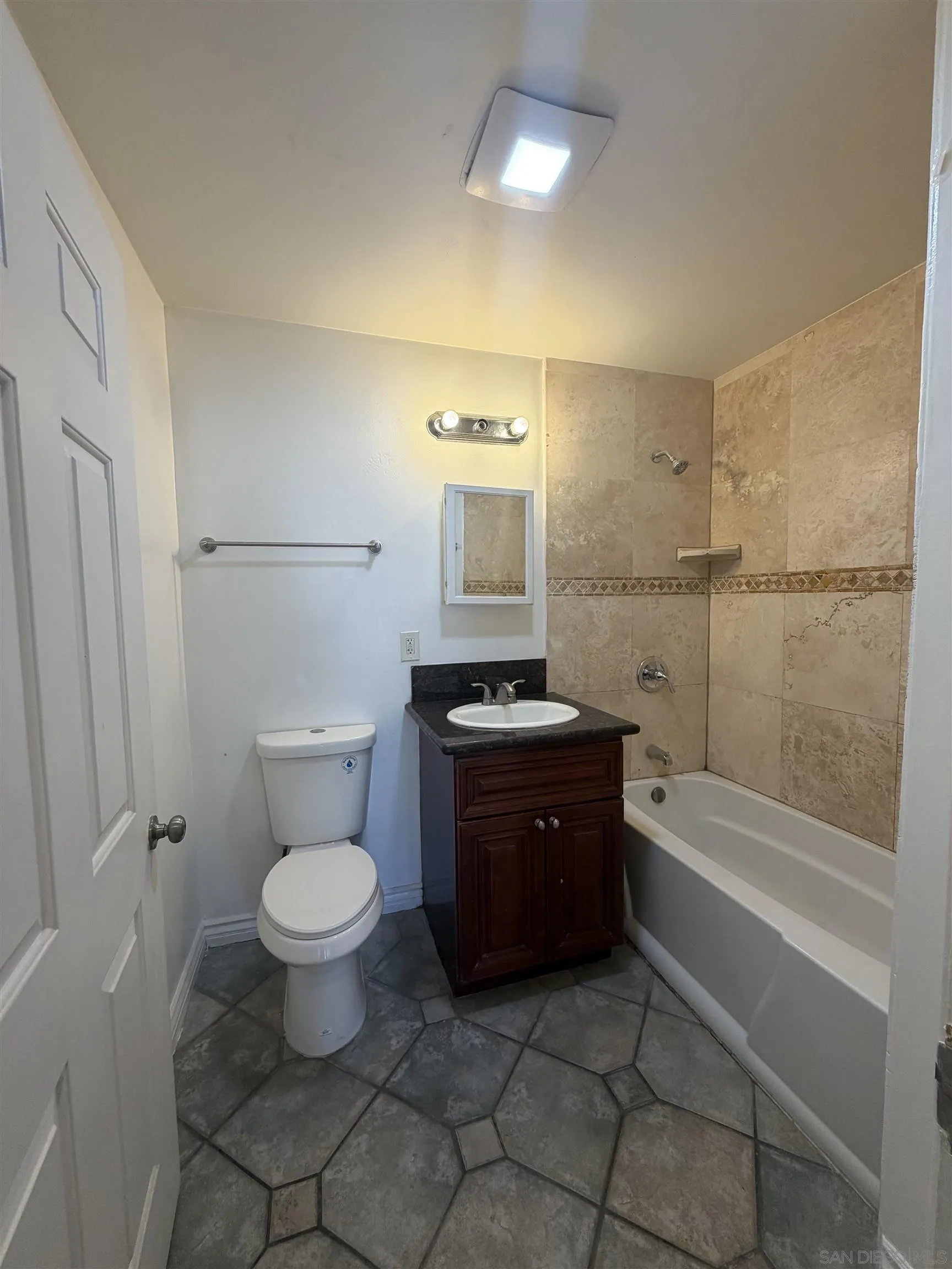 734-738 Grand Avenue Spring Valley, CA 91977 - Photo 3 of 5